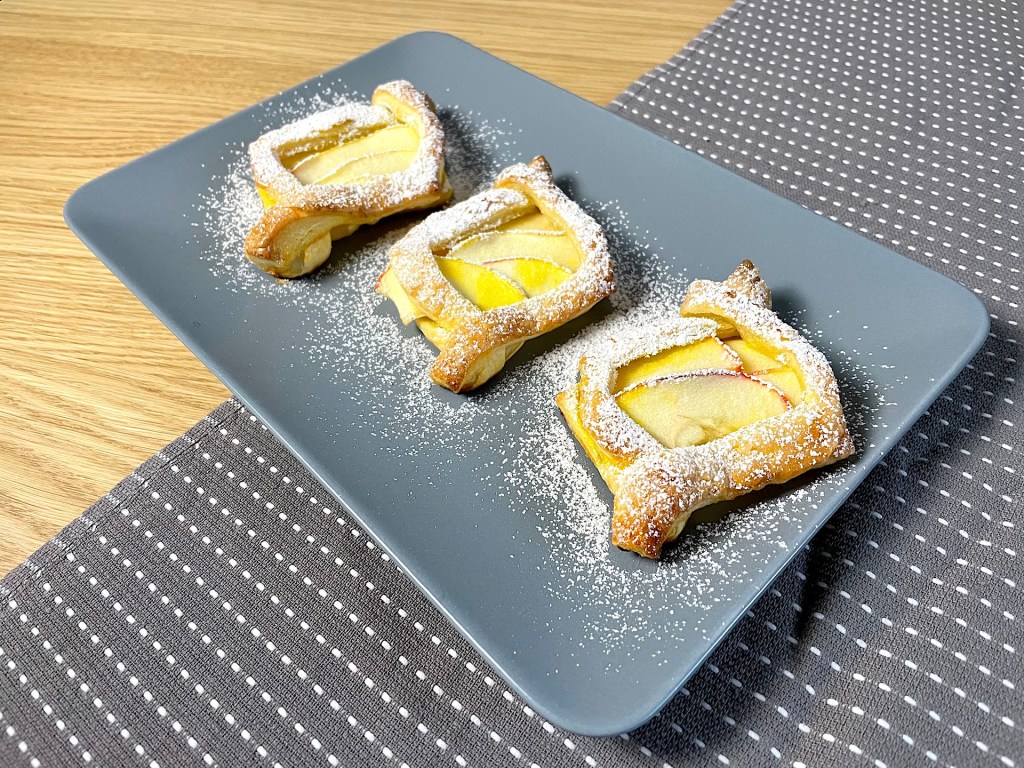 Apple Puff Pastry&nbsp;Tarts