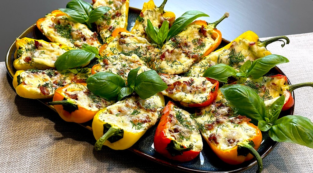 Creamy Sweet Peppers with Cheddar and&nbsp;Bacon