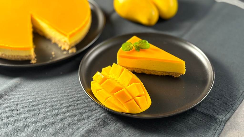 Easy No-Bake Mango Cheesecake&nbsp;(video)