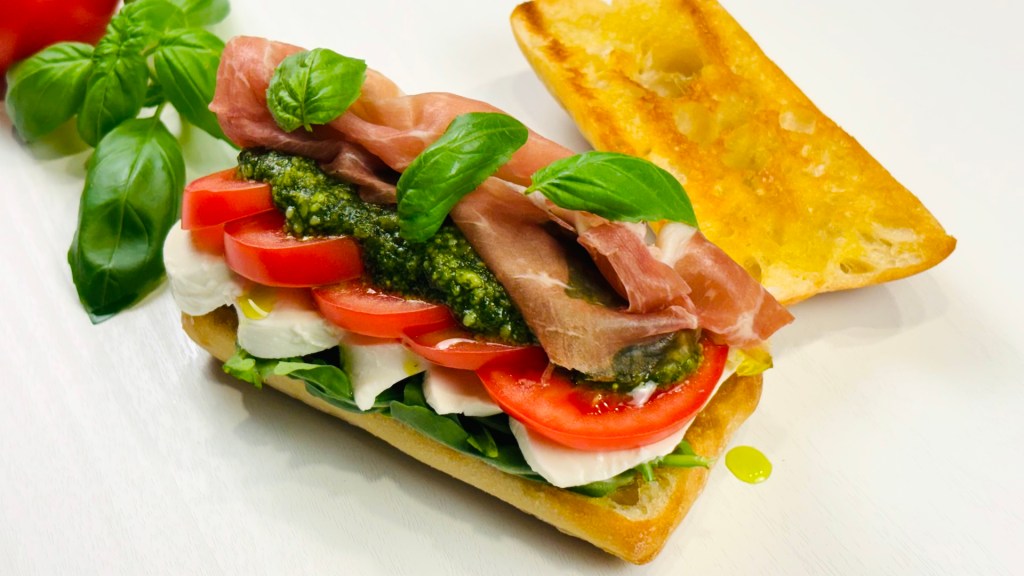 Caprese Sandwich with&nbsp;Prosciutto