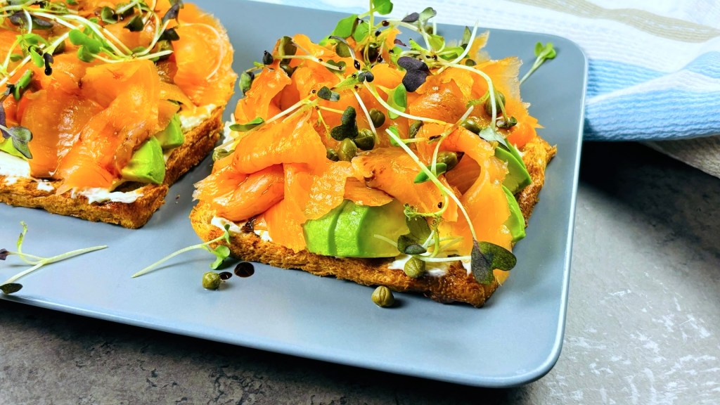 Smoked Salmon Sandwich