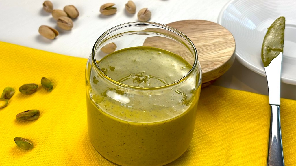 Two-Ingredient Sugarless Pistachio&nbsp;Butter