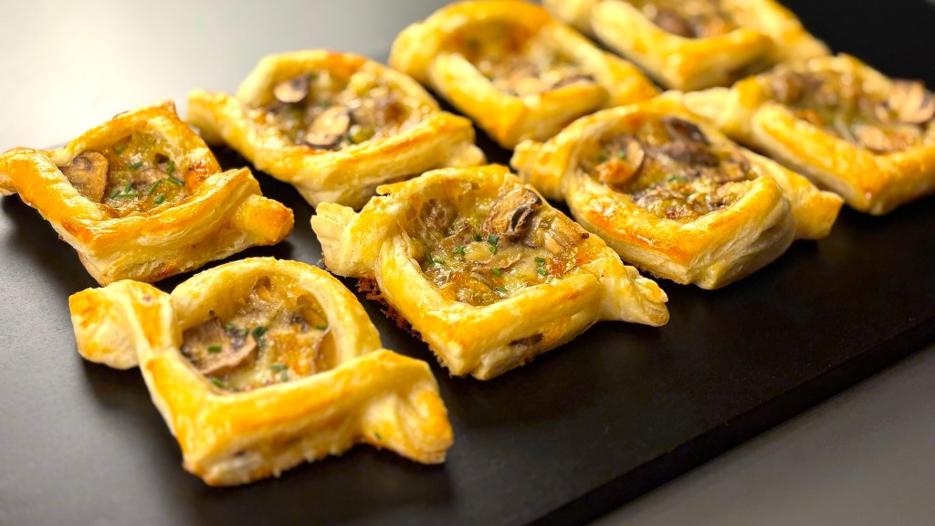 Savory Mushroom Pastry&nbsp;Tarts