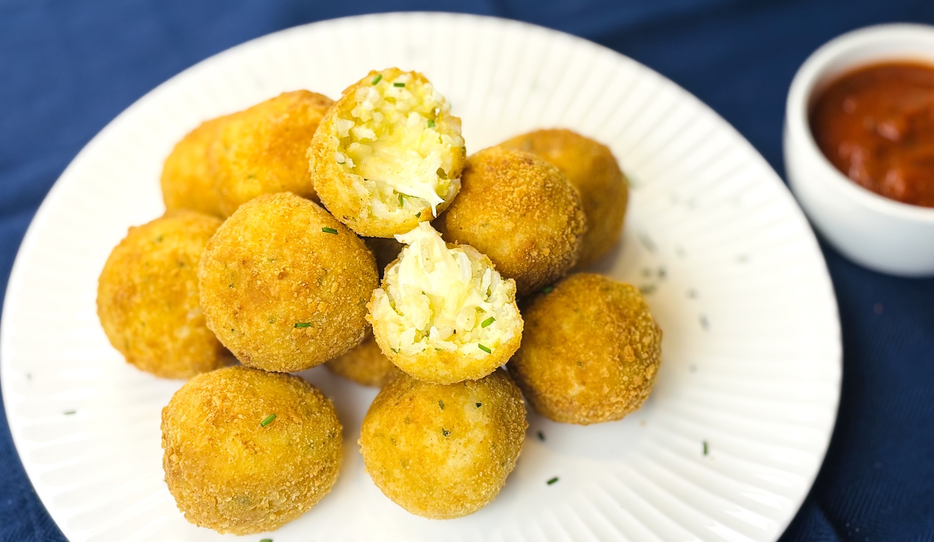 Leftover Rice Arancini – Stuffed, Crispy, and&nbsp;Cheesy!